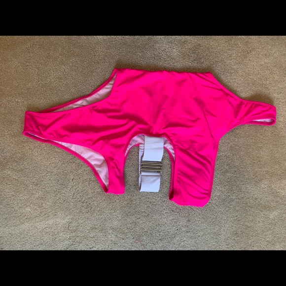 Women’s bathing suit - Picture 7 of 11